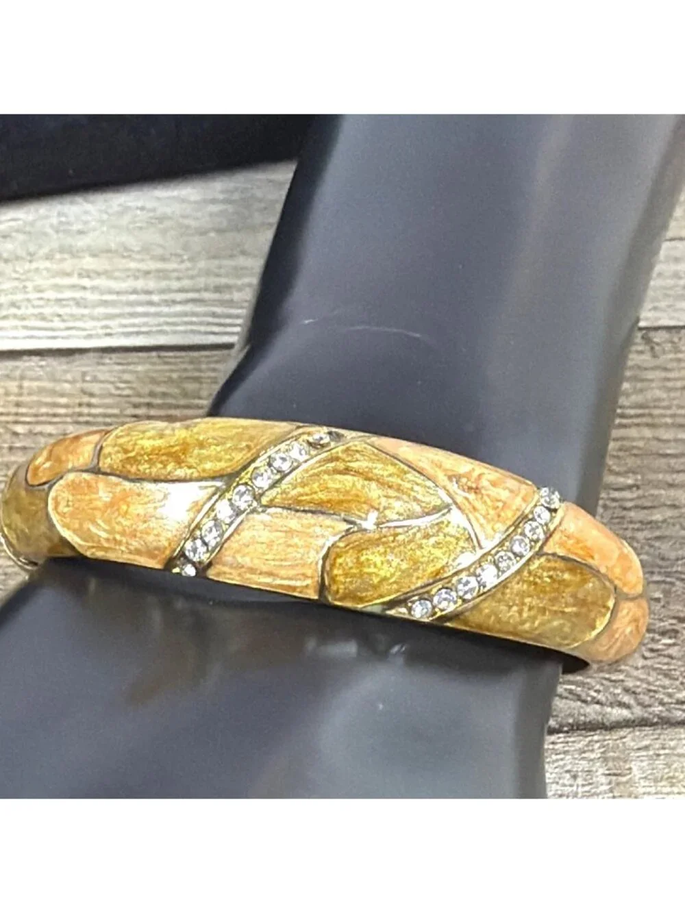 VTG Art Deco Enamel Gold Tone Hinged Bangle Rhinestone Clamper Retro Bracelet - Picture 1 of 16
